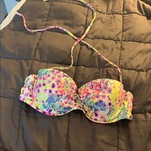 Strapless bikini top